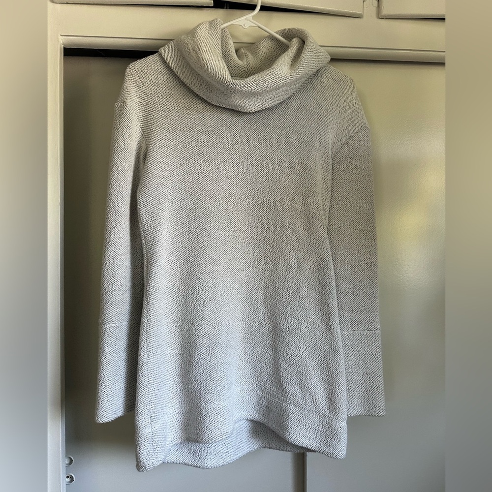 Cute warm light gray sweater